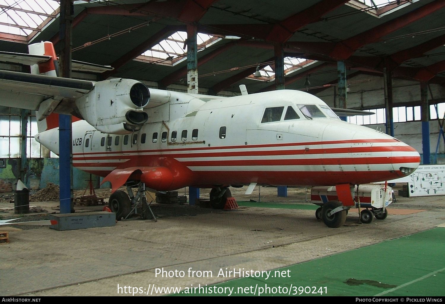 Aircraft Photo of OK-UZB | Let L-610M | AirHistory.net #390241