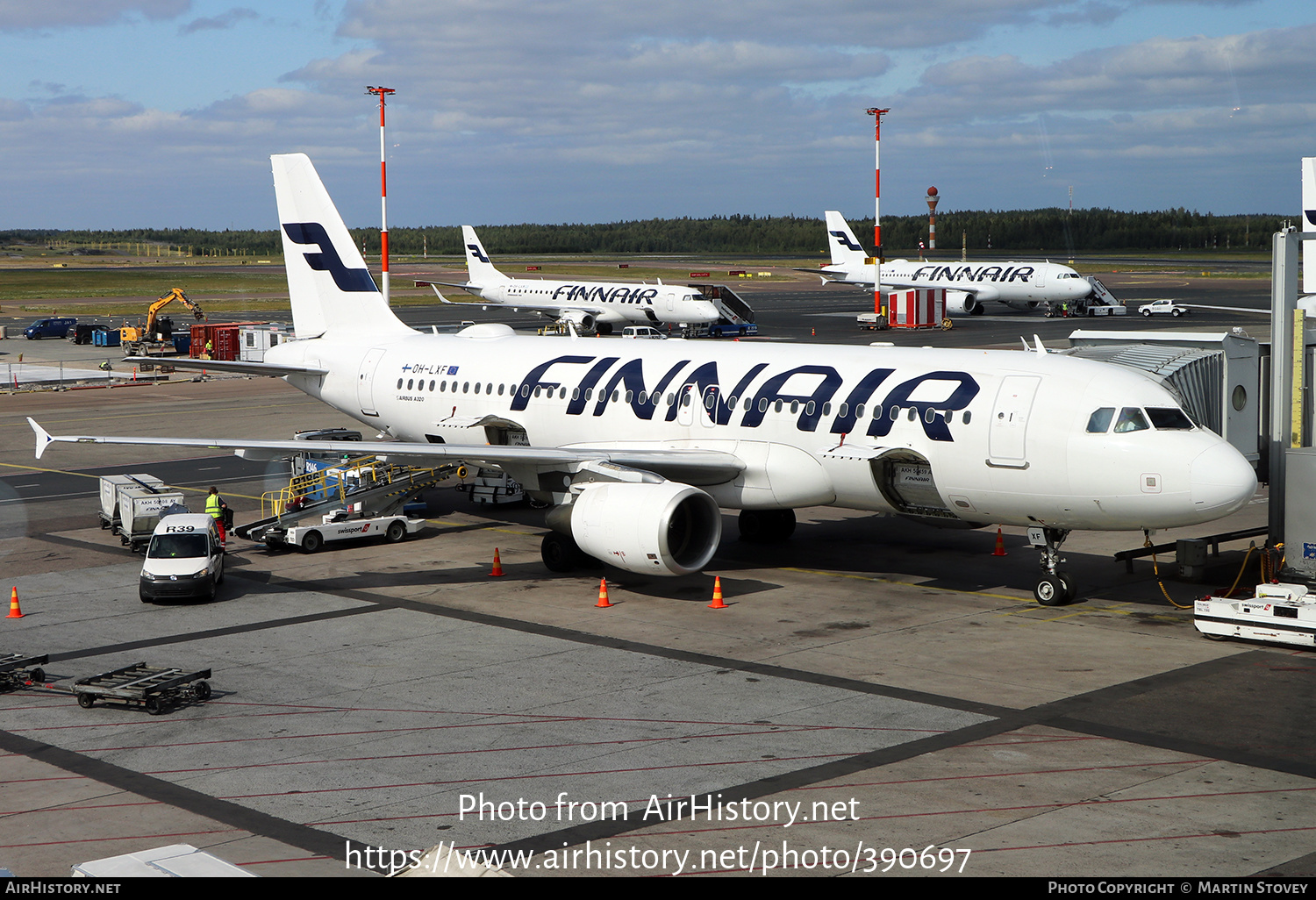 Aircraft Photo of OH-LXF | Airbus A320-214 | Finnair | AirHistory.net #390697