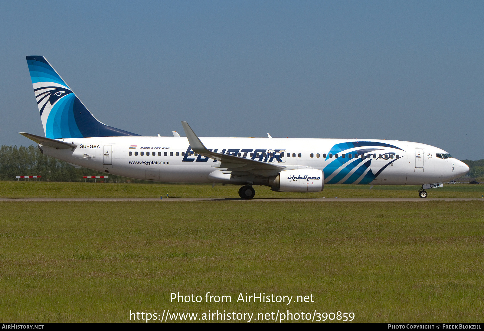 Aircraft Photo of SU-GEA | Boeing 737-866 | EgyptAir | AirHistory.net #390859