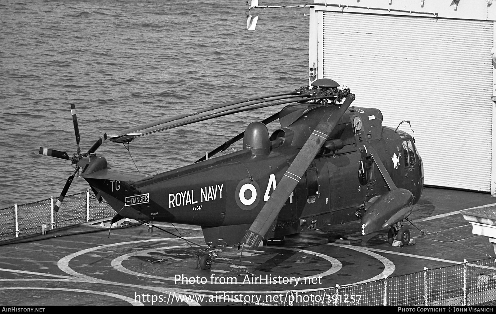 Aircraft Photo of XV647 | Westland WS-61 Sea King HAS1 | UK - Navy | AirHistory.net #391257