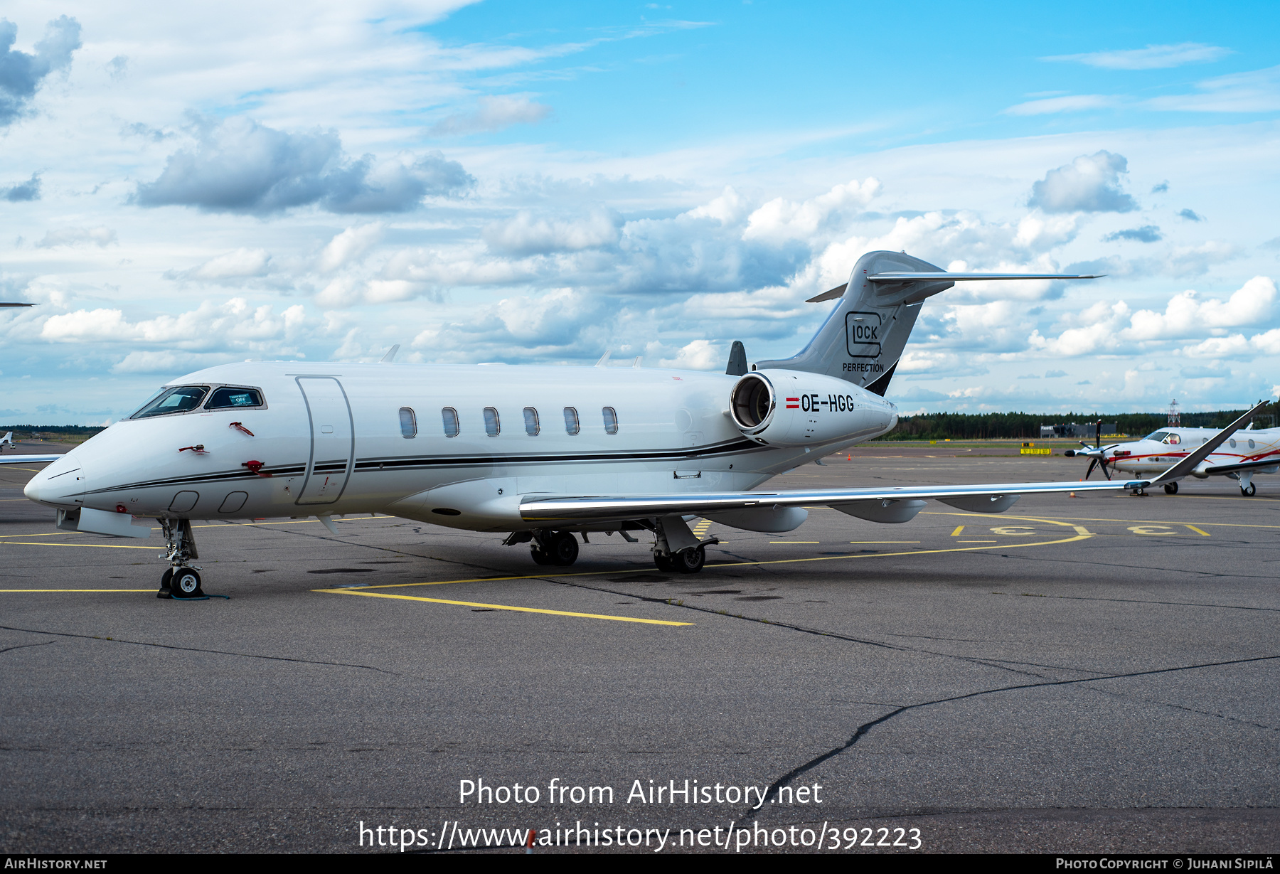 Aircraft Photo of OE-HGG | Bombardier Challenger 350 (BD-100-1A10) | Glock Aviation | AirHistory.net #392223