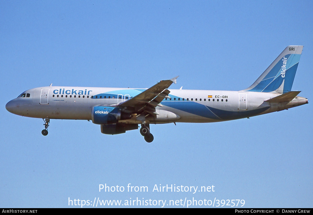 Aircraft Photo of EC-GRI | Airbus A320-211 | Clickair | AirHistory.net #392579