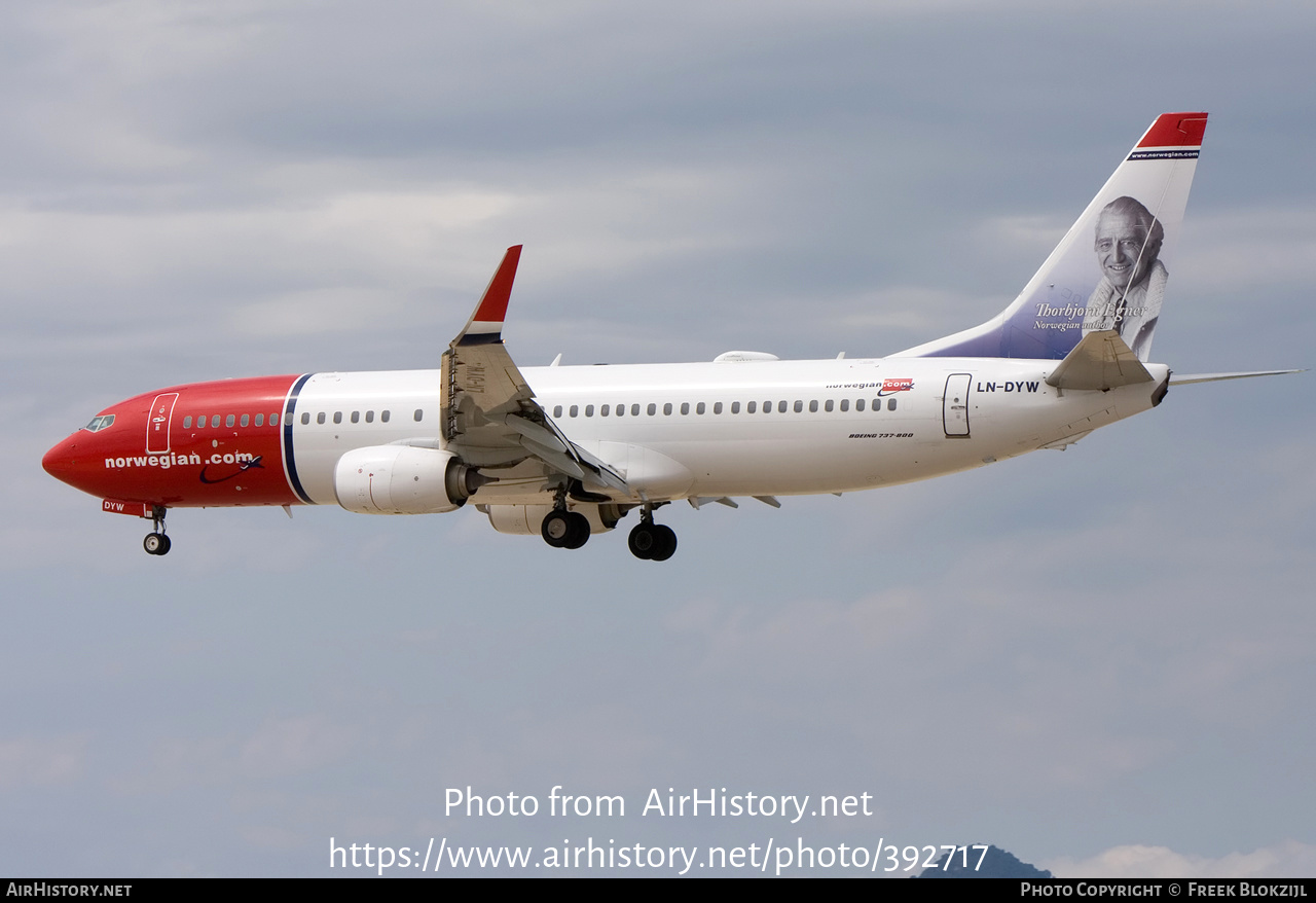 Aircraft Photo of LN-DYW | Boeing 737-8JP | Norwegian | AirHistory.net #392717