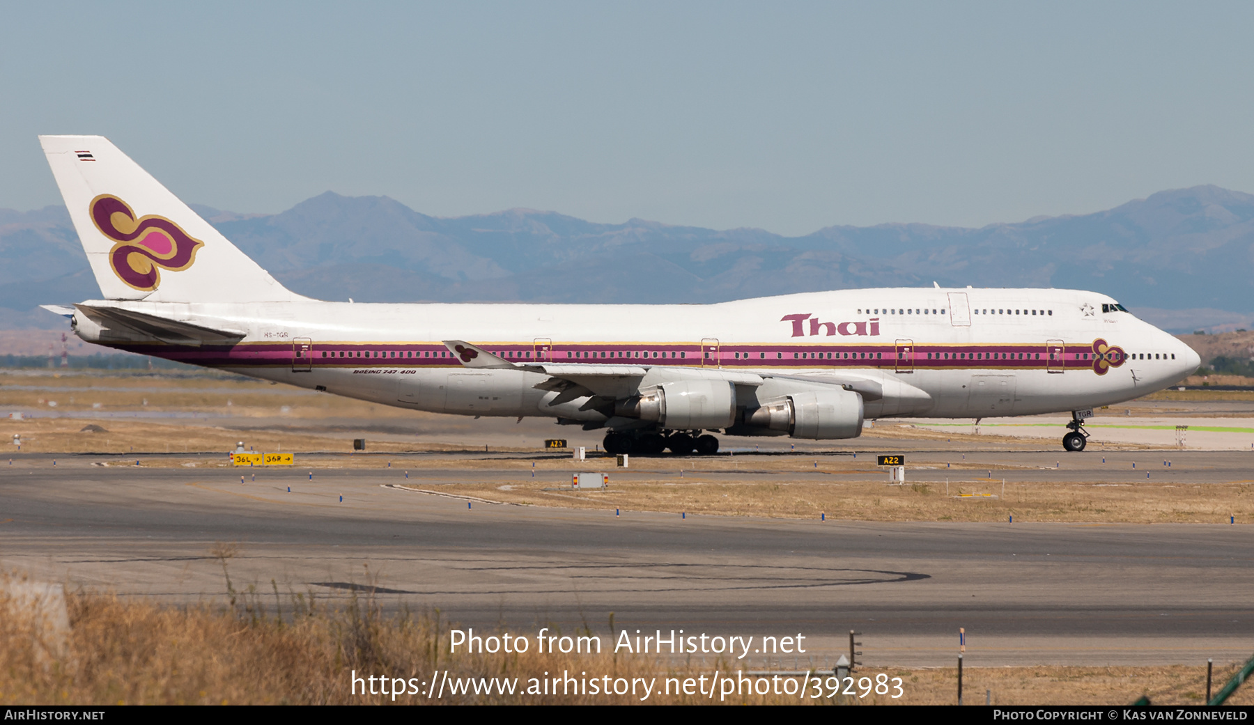 Aircraft Photo of HS-TGR | Boeing 747-4D7 | Thai Airways International | AirHistory.net #392983