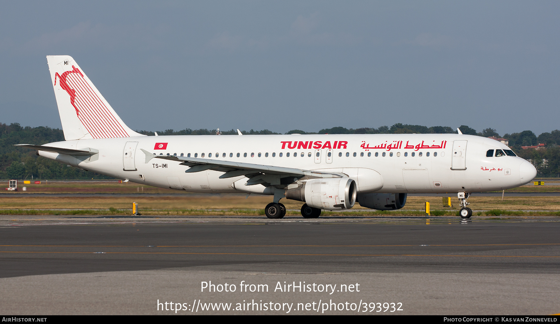 Aircraft Photo of TS-IMI | Airbus A320-211 | Tunisair | AirHistory.net #393932