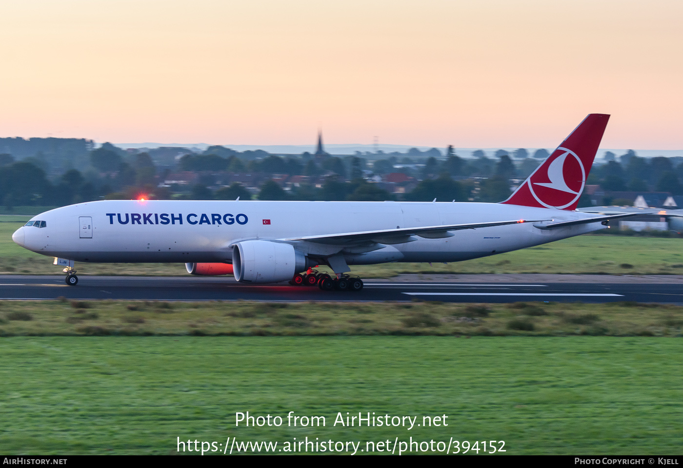 Aircraft Photo of TC-LJN | Boeing 777-F | Turkish Airlines Cargo | AirHistory.net #394152