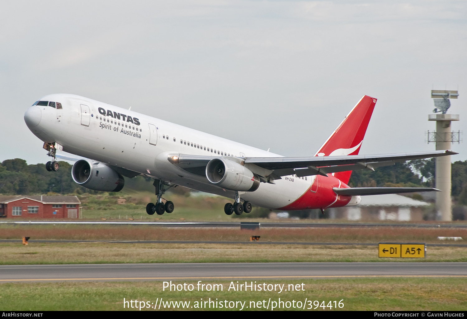 Aircraft Photo of VH-ZXB | Boeing 767-336/ER | Qantas | AirHistory.net #394416