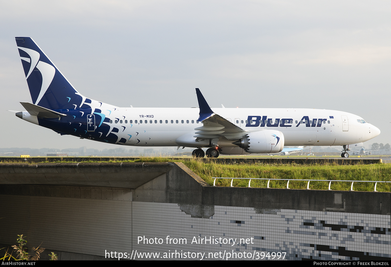 Aircraft Photo of YR-MXD | Boeing 737-8 Max 8 | Blue Air | AirHistory.net #394997