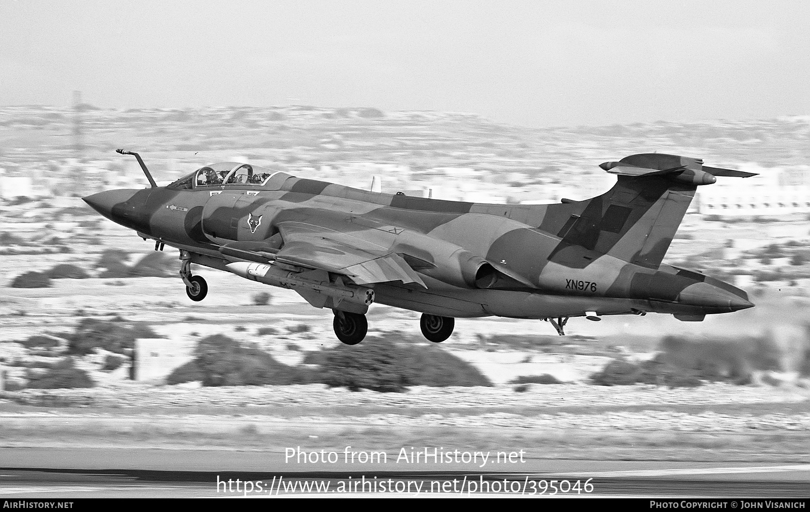 Aircraft Photo of XN976 | Hawker Siddeley Buccaneer S2B | UK - Air Force | AirHistory.net #395046