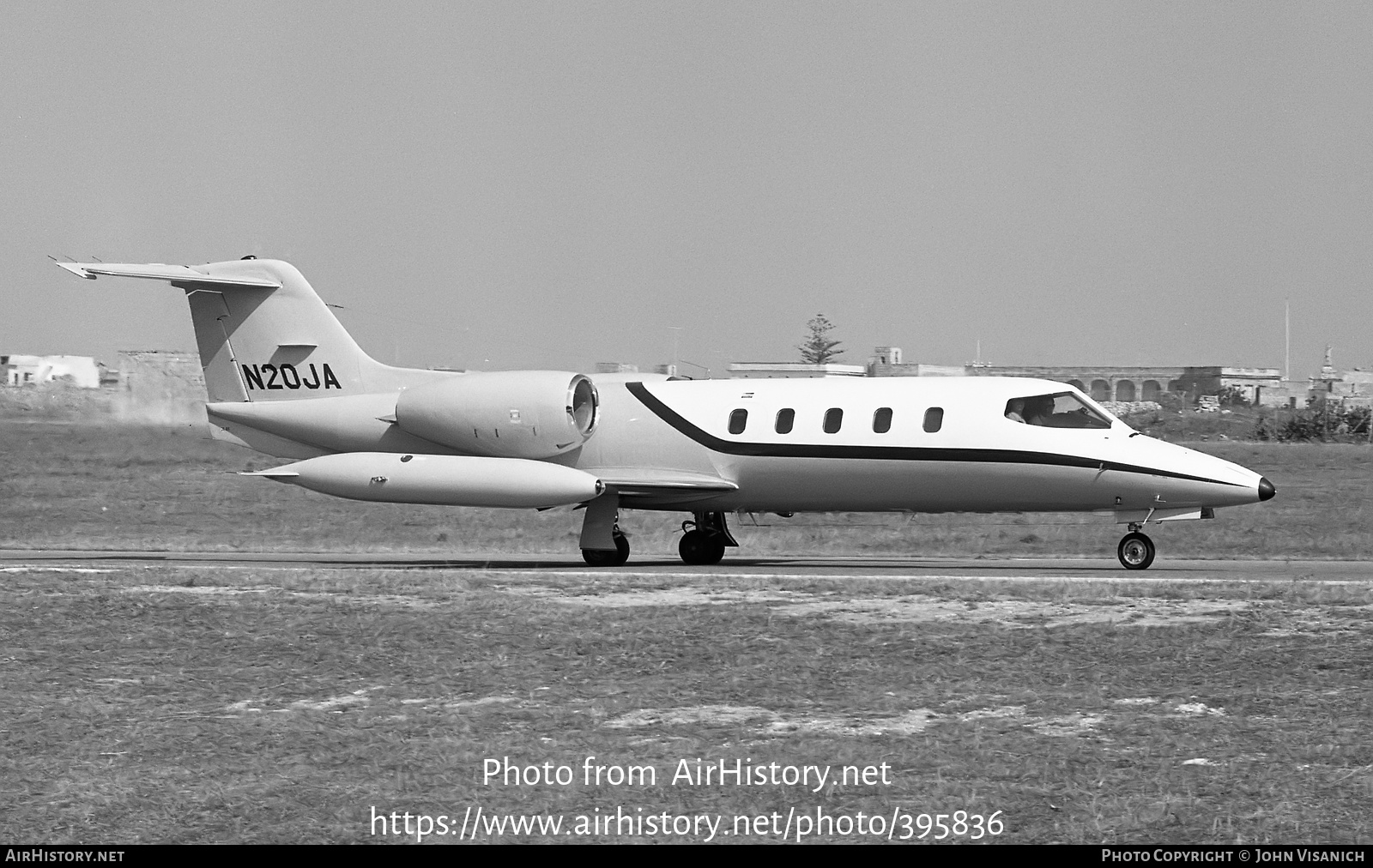 Aircraft Photo of N20LJ | Gates Learjet 36 | AirHistory.net #395836