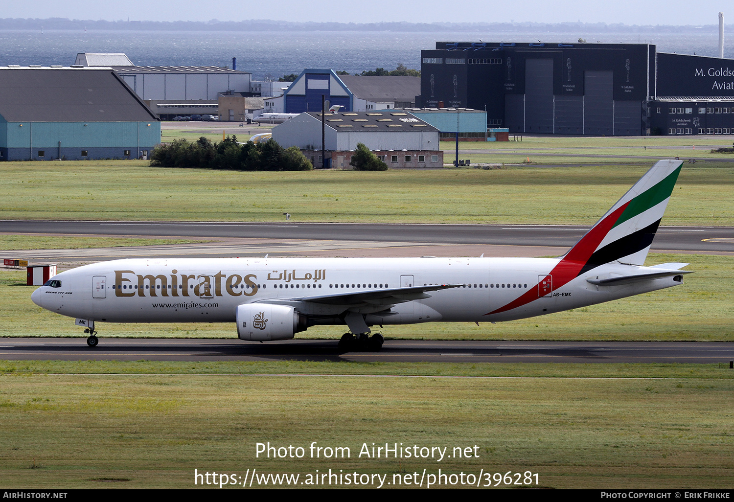 Aircraft Photo of A6-EMK | Boeing 777-21H/ER | Emirates | AirHistory.net #396281