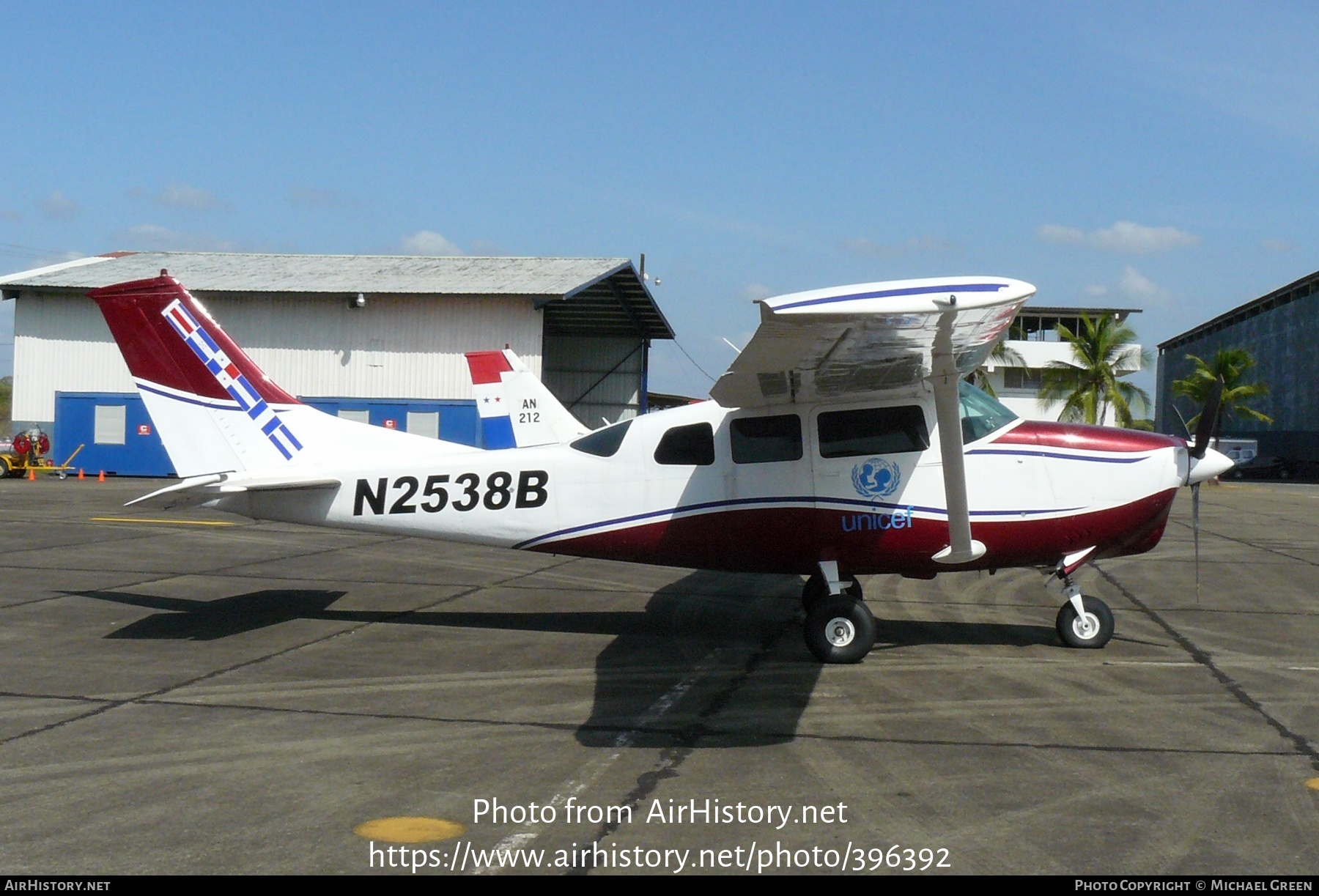 Aircraft Photo of N2538B | Cessna 206... | UNICEF | AirHistory.net #396392