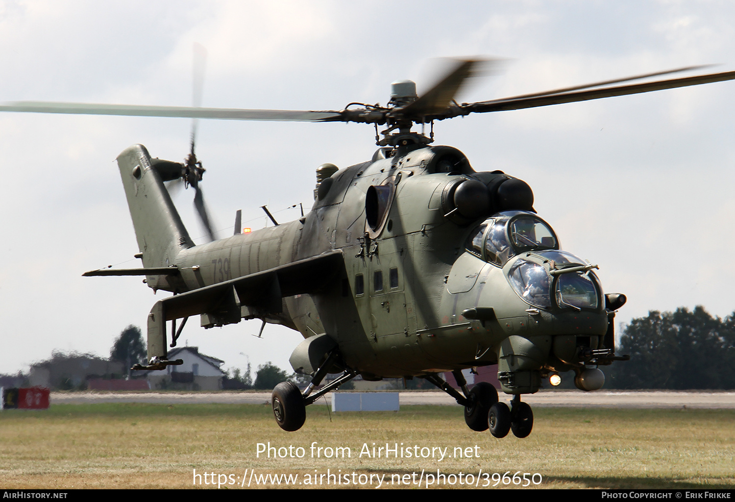 Aircraft Photo of 739 | Mil Mi-24W | Poland - Army | AirHistory.net #396650