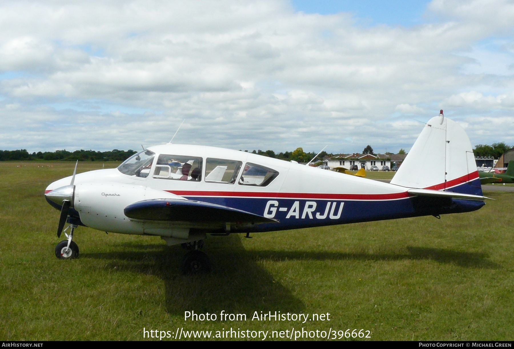 Aircraft Photo of G-ARJU | Piper PA-23-160 Apache | AirHistory.net #396662