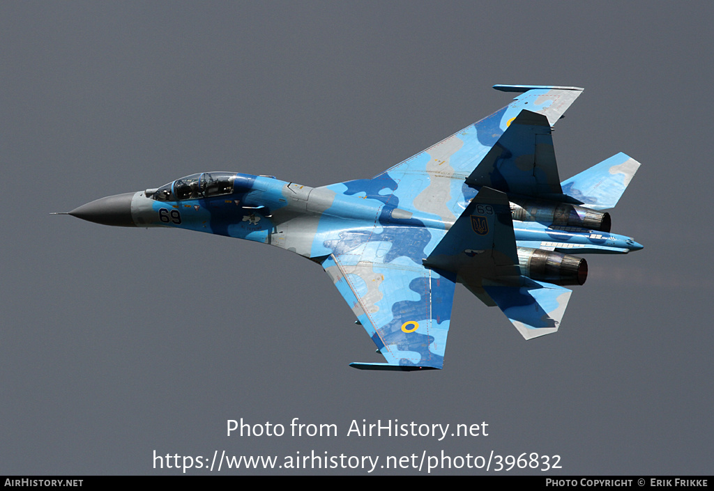 Aircraft Photo of 69 blue | Sukhoi Su-27UB | Ukraine - Air Force | AirHistory.net #396832