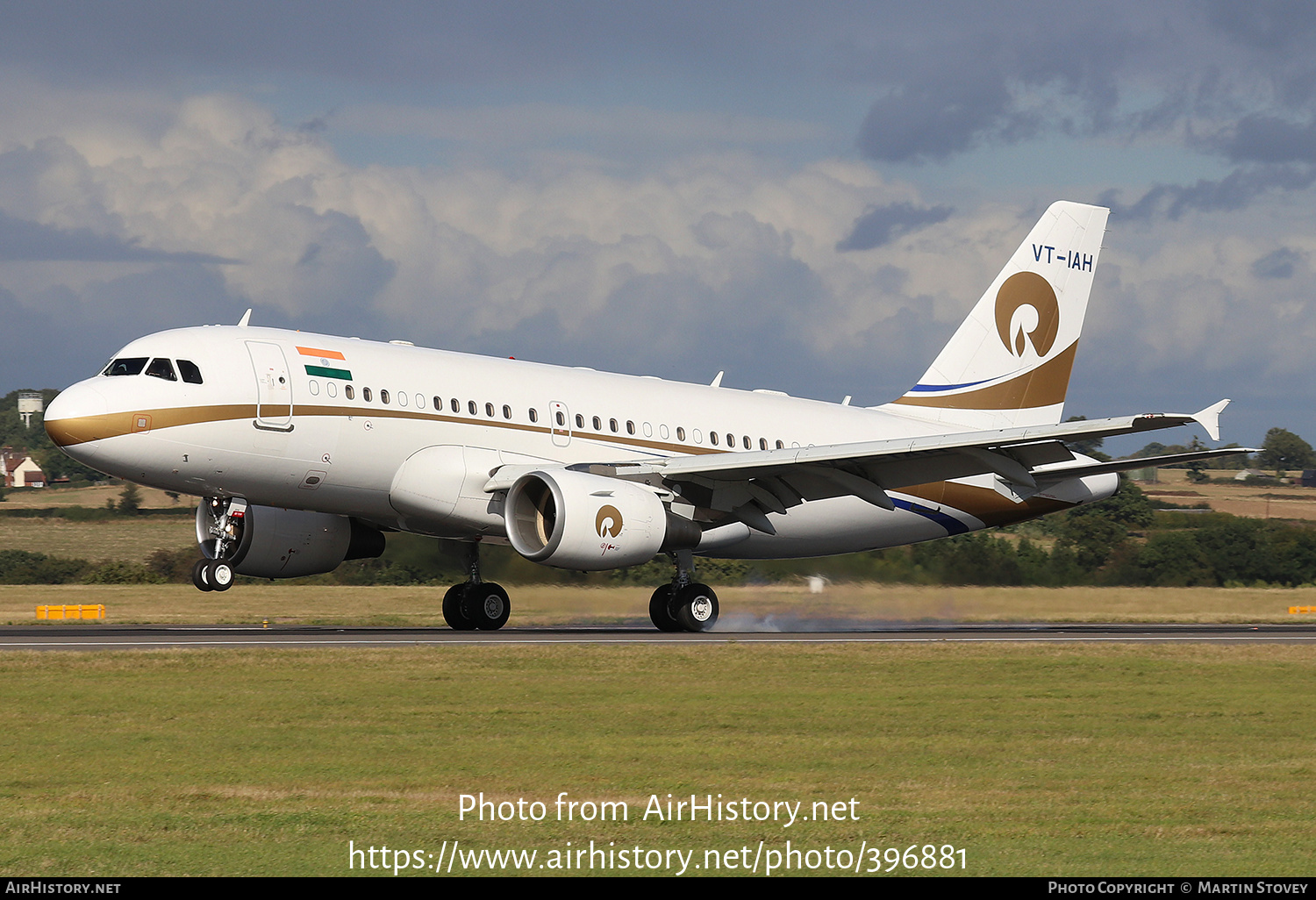 Aircraft Photo of VT-IAH | Airbus ACJ319 (A319-115/CJ) | AirHistory.net #396881