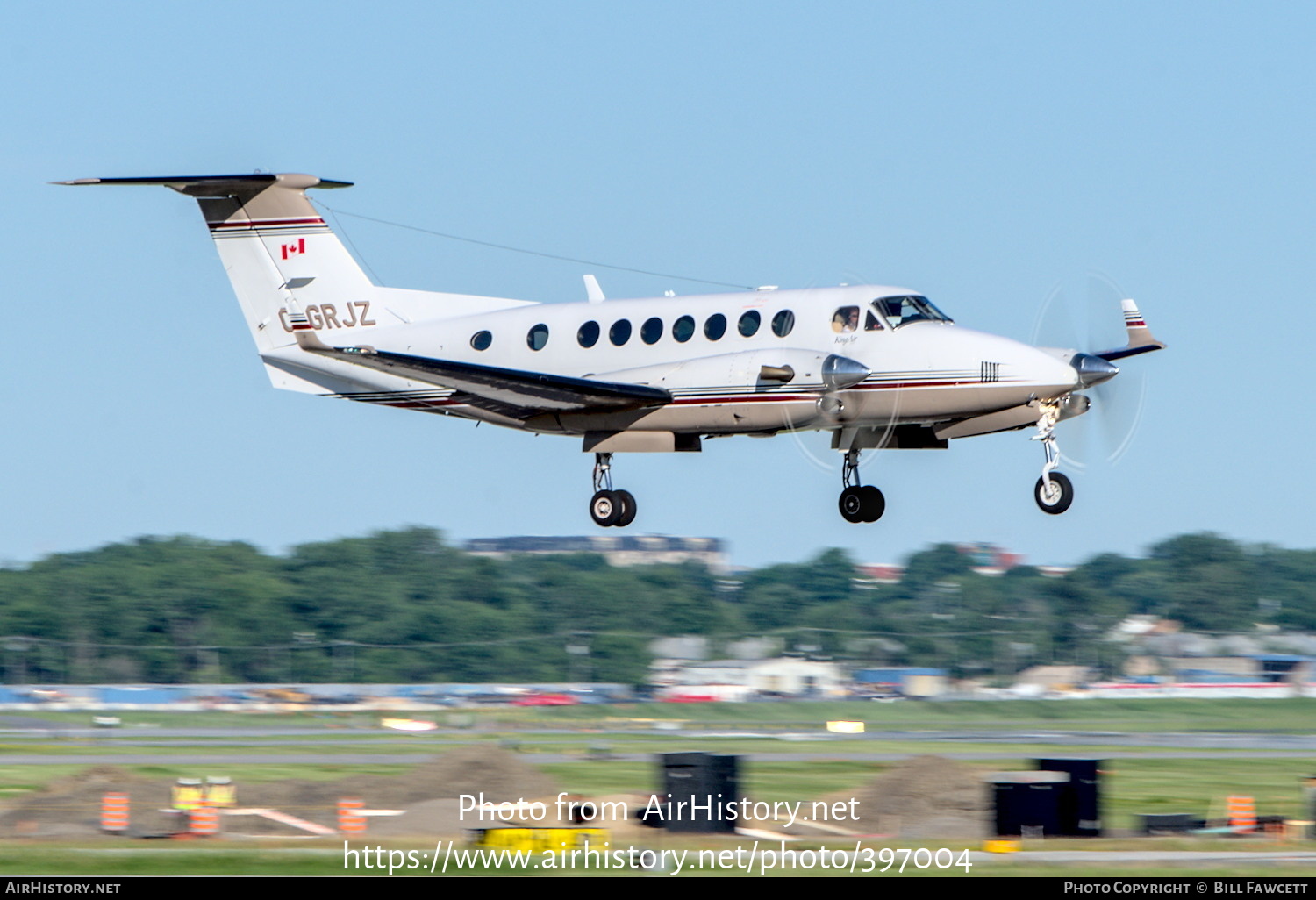 Aircraft Photo of C-GRJZ | Raytheon 350 King Air (B300) | AirHistory.net #397004