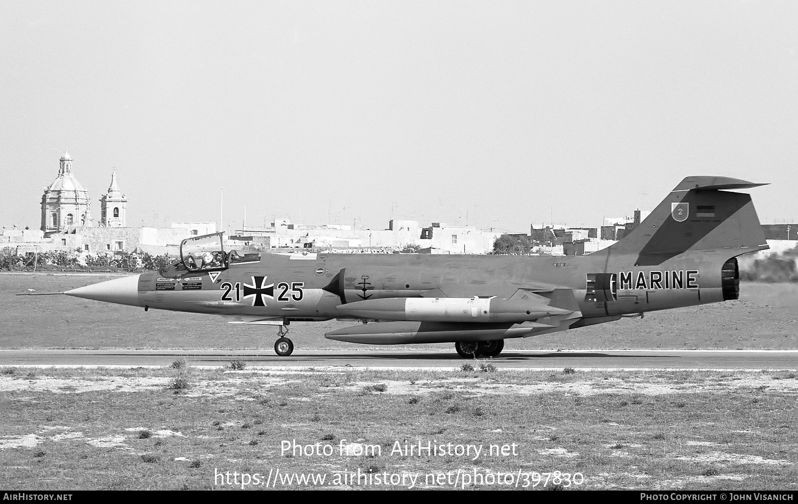 Aircraft Photo of 2125 | Lockheed RF-104G Starfighter | Germany - Navy | AirHistory.net #397830