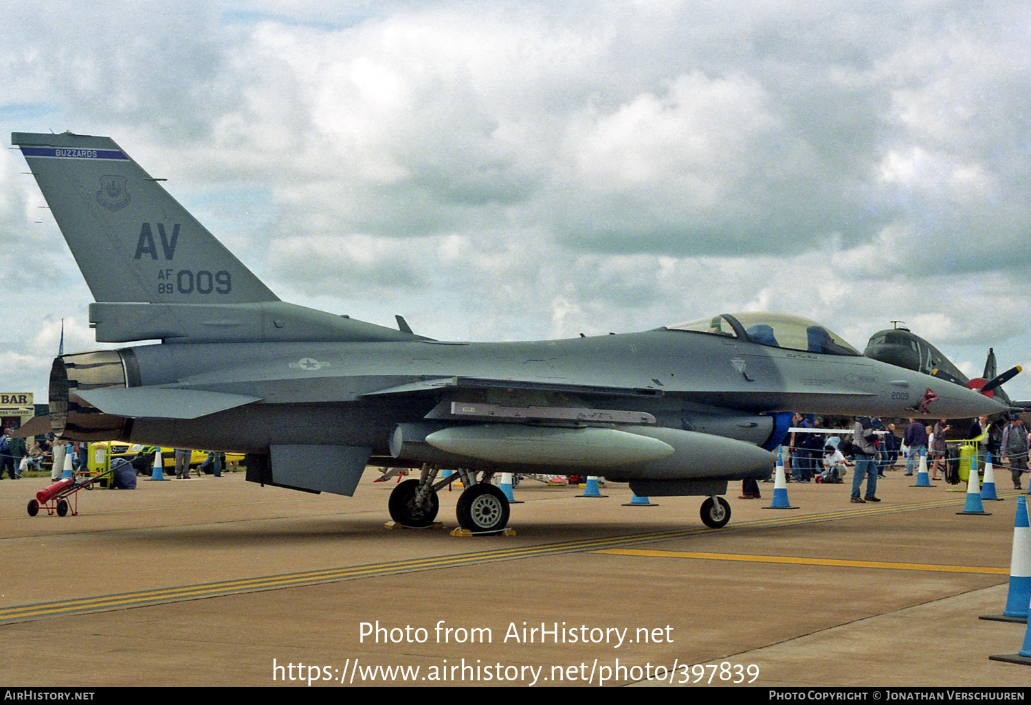 Aircraft Photo of 89-2009 / AF89-009 | General Dynamics F-16CG Fighting Falcon | USA - Air Force | AirHistory.net #397839