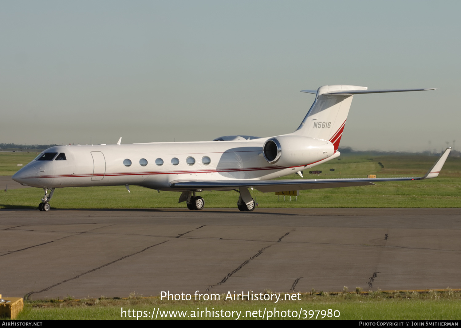 Aircraft Photo of N5616 | Gulfstream Aerospace G-V Gulfstream V | AirHistory.net #397980