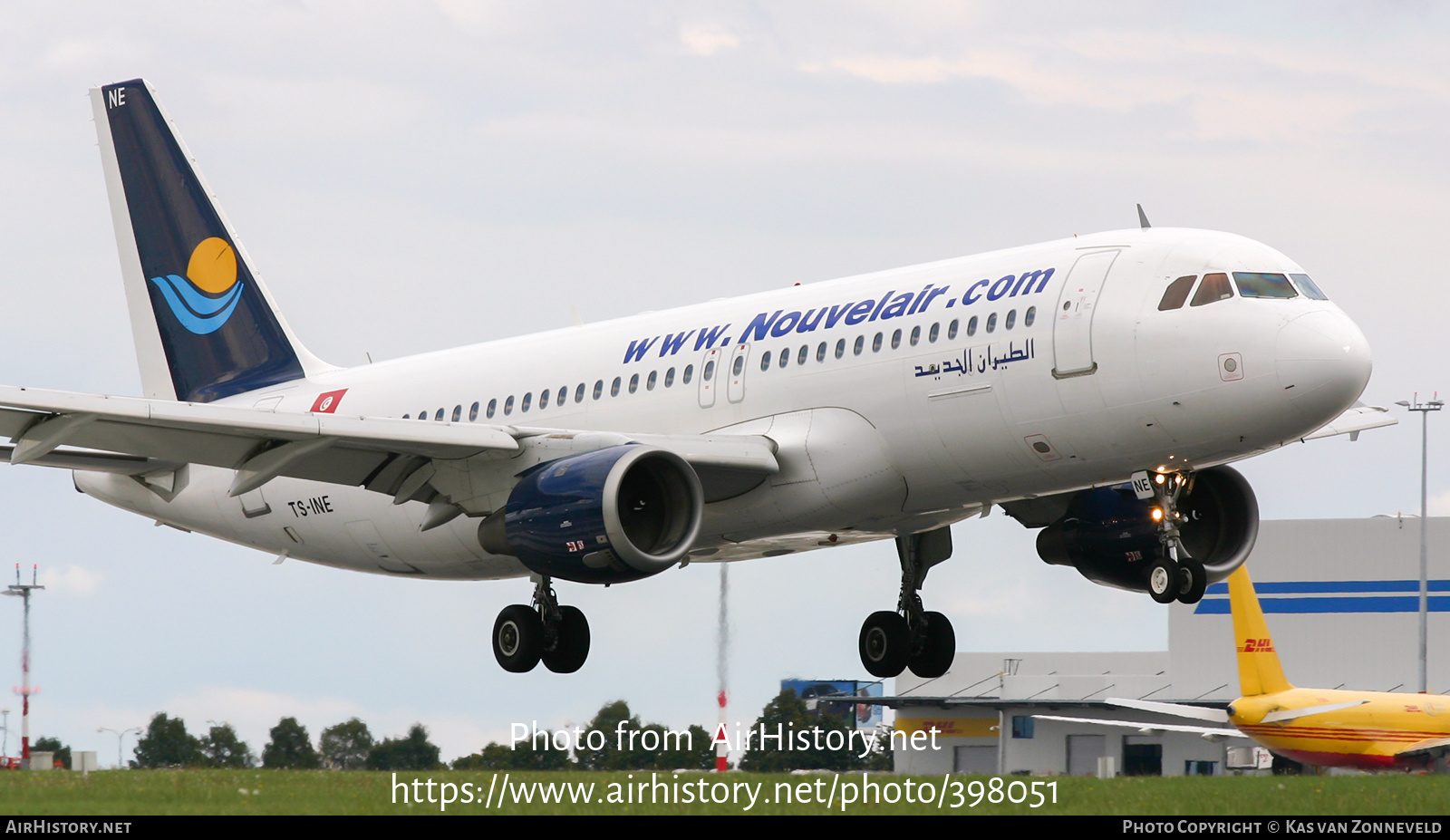 Aircraft Photo of TS-INE | Airbus A320-212 | Nouvelair Tunisie | AirHistory.net #398051