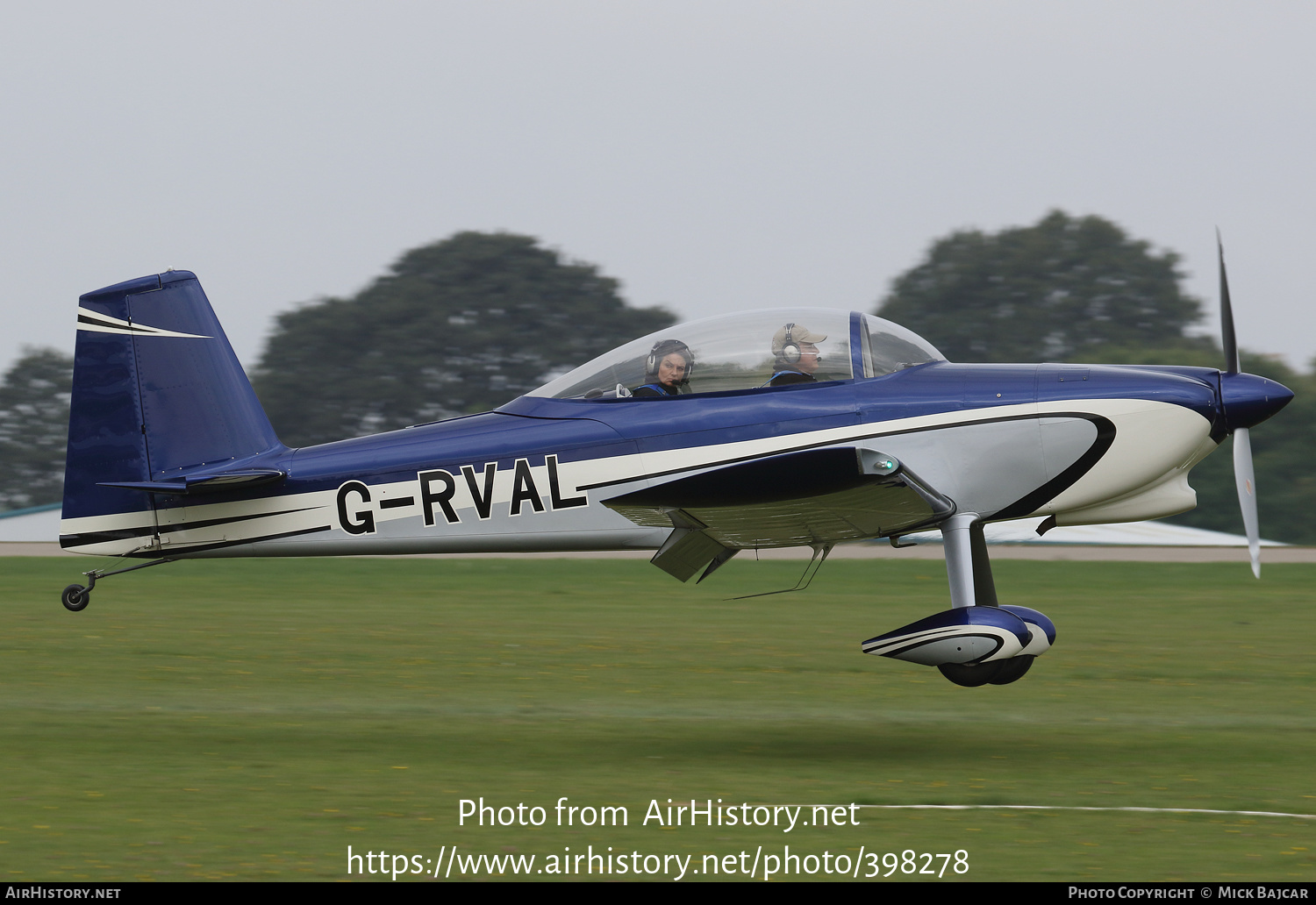 Aircraft Photo of G-RVAL | Van's RV-8 | AirHistory.net #398278