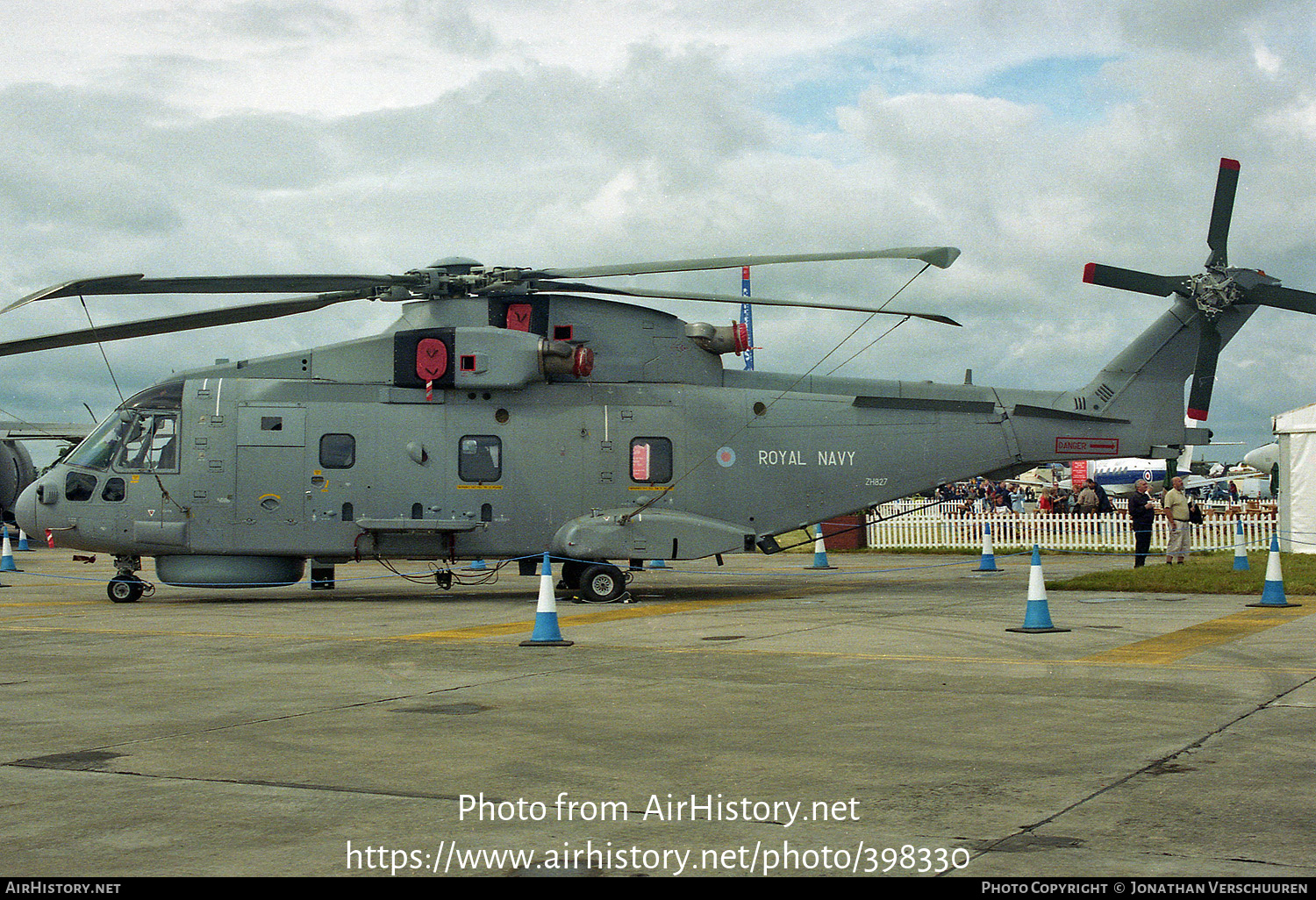 Aircraft Photo of ZH827 | EHI EH101-111 Merlin HM1 | UK - Navy | AirHistory.net #398330