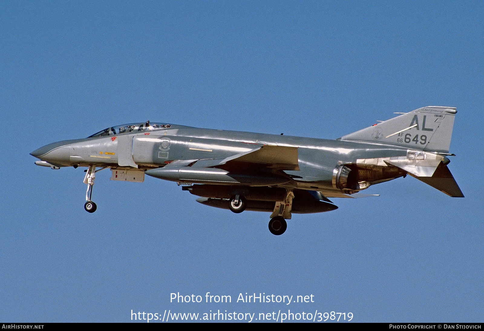 Aircraft Photo of 66-7649 / AF66-649 | McDonnell Douglas F-4D Phantom II | USA - Air Force | AirHistory.net #398719