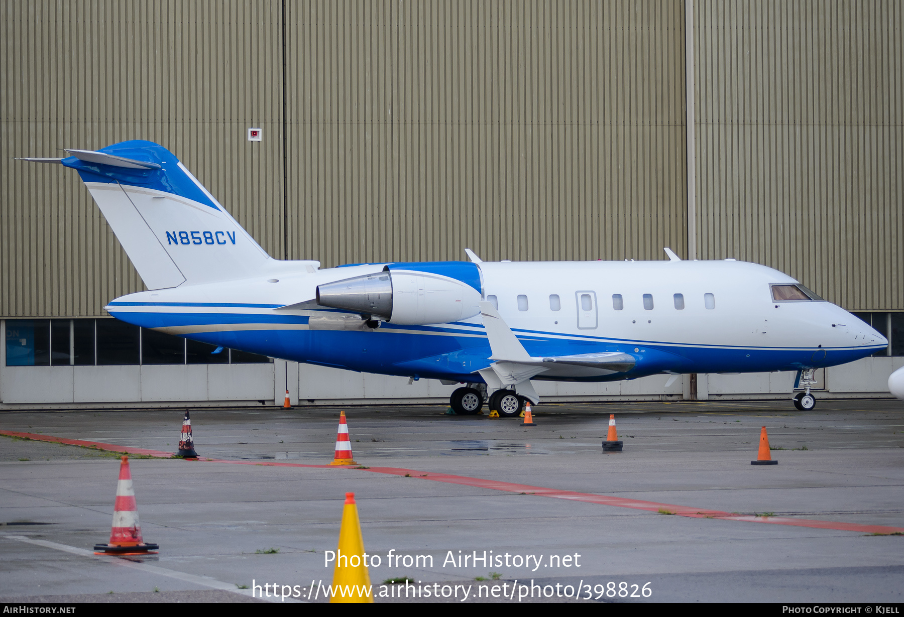 Aircraft Photo of N858CV | Bombardier Challenger 605 (CL-600-2B16) | AirHistory.net #398826