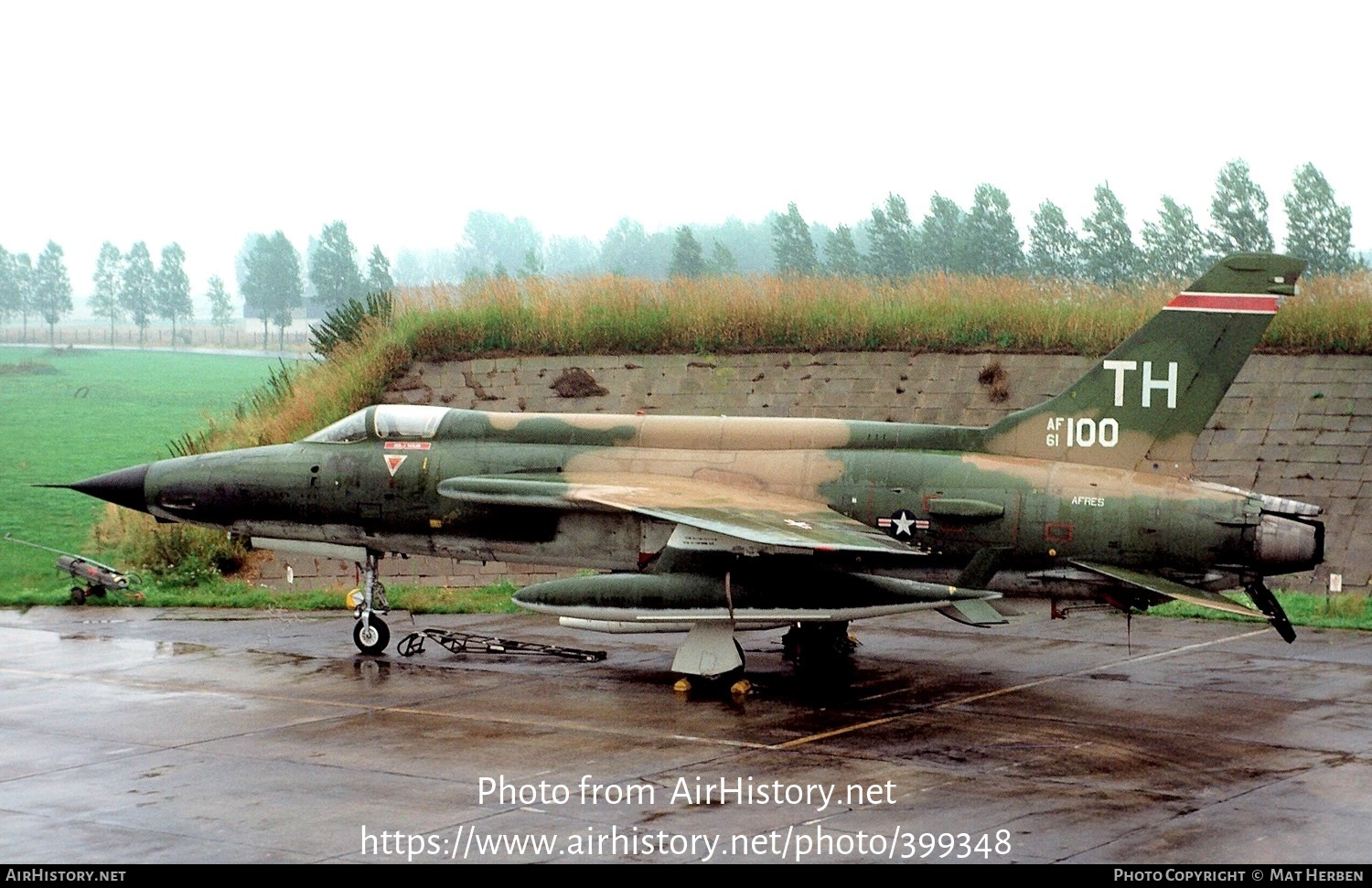 Aircraft Photo of 61-0100 / AF61-100 | Republic F-105D Thunderchief/T-Stick II | USA - Air Force | AirHistory.net #399348