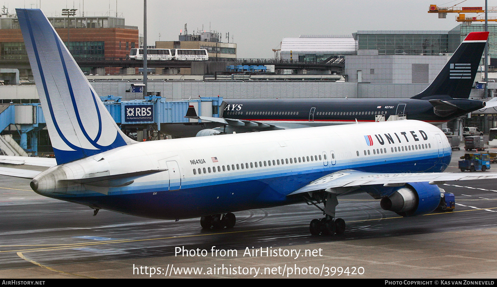 Aircraft Photo of N641UA | Boeing 767-322/ER | United Airlines | AirHistory.net #399420