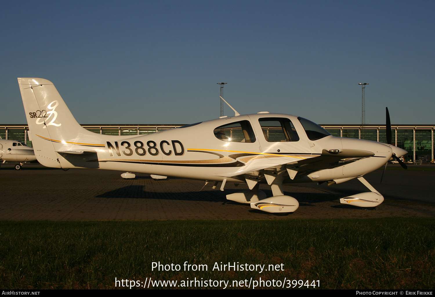 Aircraft Photo of N388CD | Cirrus SR-22 G2 | AirHistory.net #399441