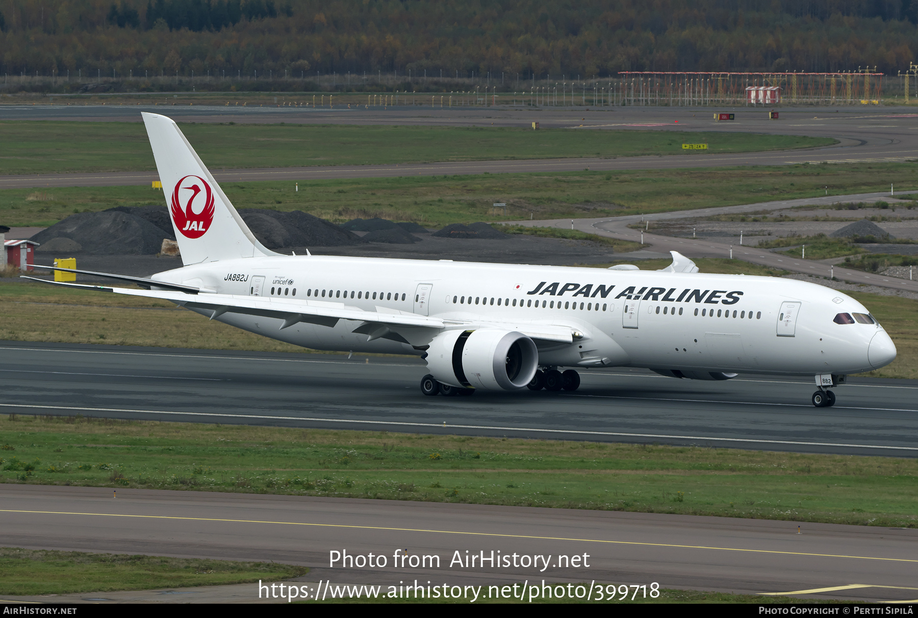 Aircraft Photo of JA882J | Boeing 787-9 Dreamliner | Japan Airlines - JAL | AirHistory.net #399718