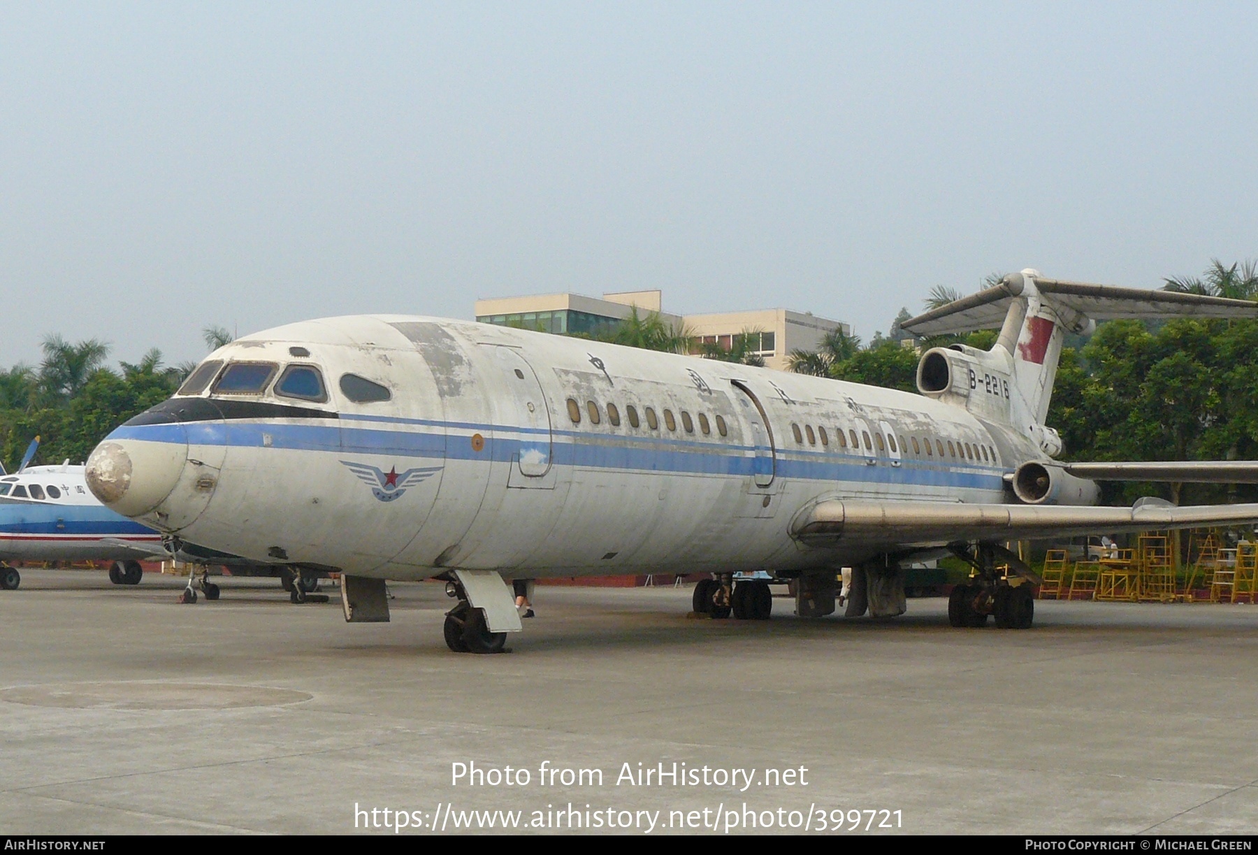 Aircraft Photo Of B-2216 | Hawker Siddeley HS-121 Trident 2E | CAAC ...