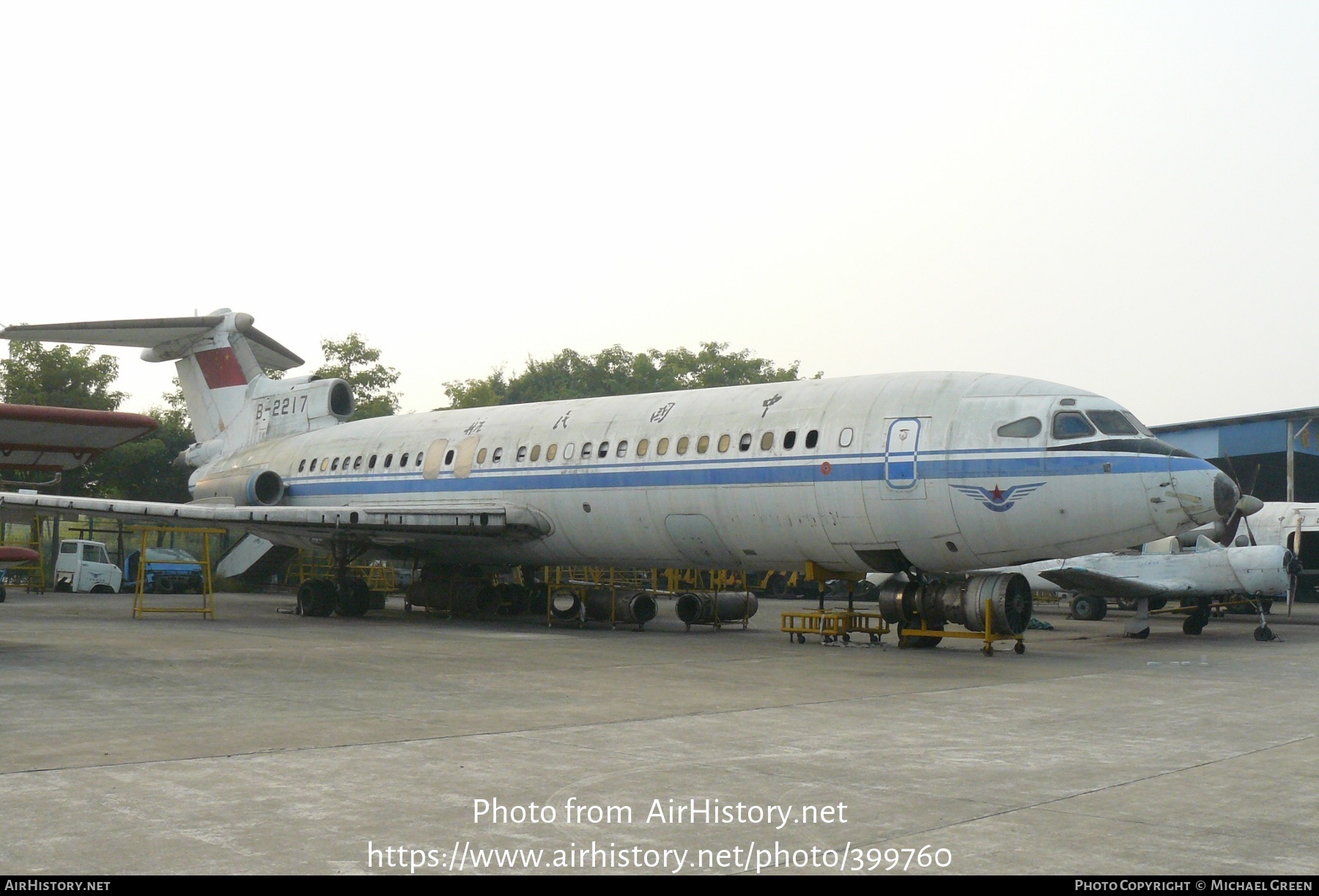 Aircraft Photo of B-2217 | Hawker Siddeley HS-121 Trident 2E | CAAC - Civil Aviation Administration of China | AirHistory.net #399760