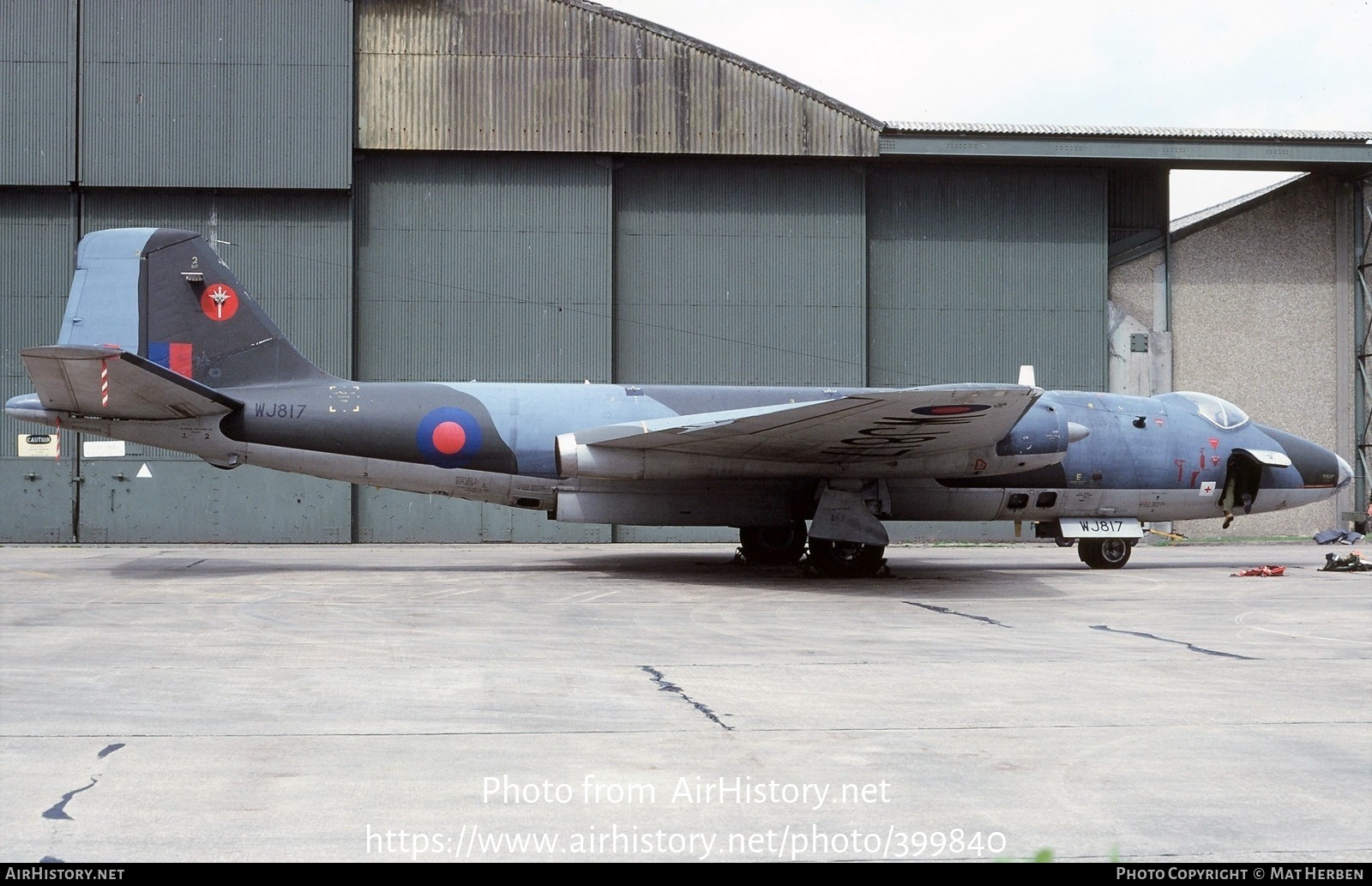 Aircraft Photo of WJ817 | English Electric Canberra PR7 | UK - Air Force | AirHistory.net #399840