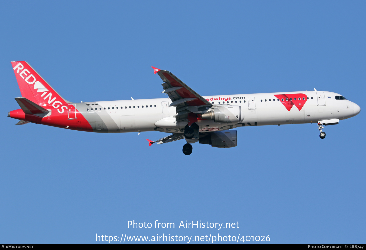 Aircraft Photo of VP-BAN | Airbus A321-211 | Red Wings | AirHistory.net #401026