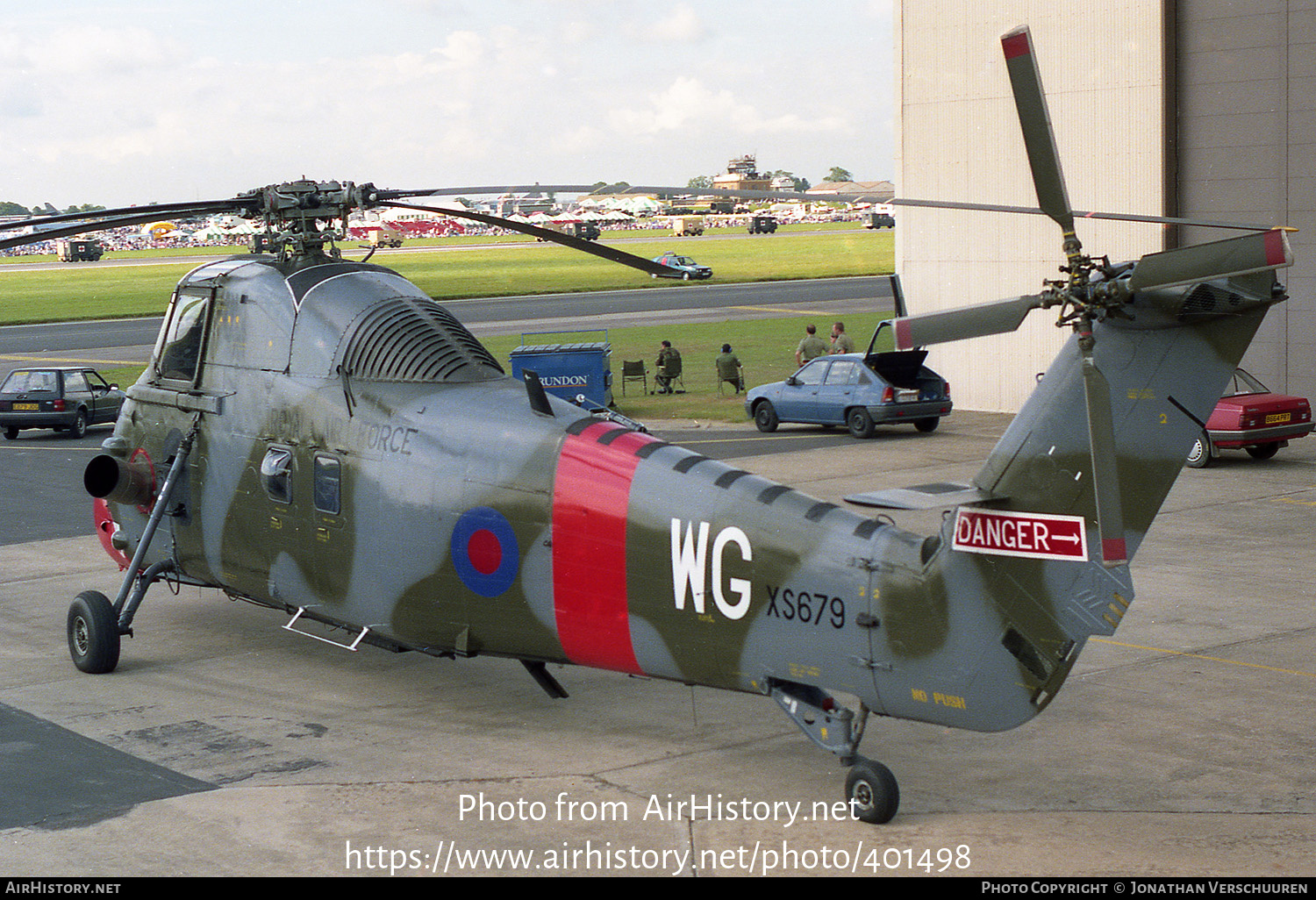 Aircraft Photo of XS679 | Westland WS-58 Wessex HC.2 | UK - Air Force | AirHistory.net #401498