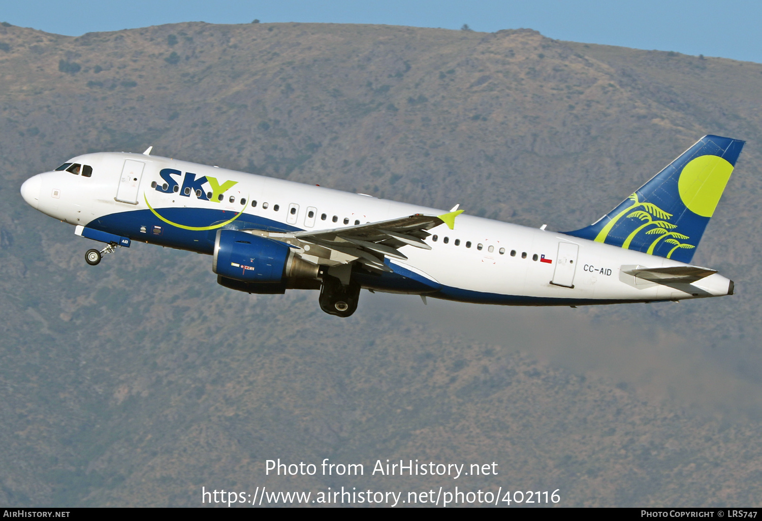 Aircraft Photo of CC-AID | Airbus A319-111 | Sky Airline | AirHistory.net #402116