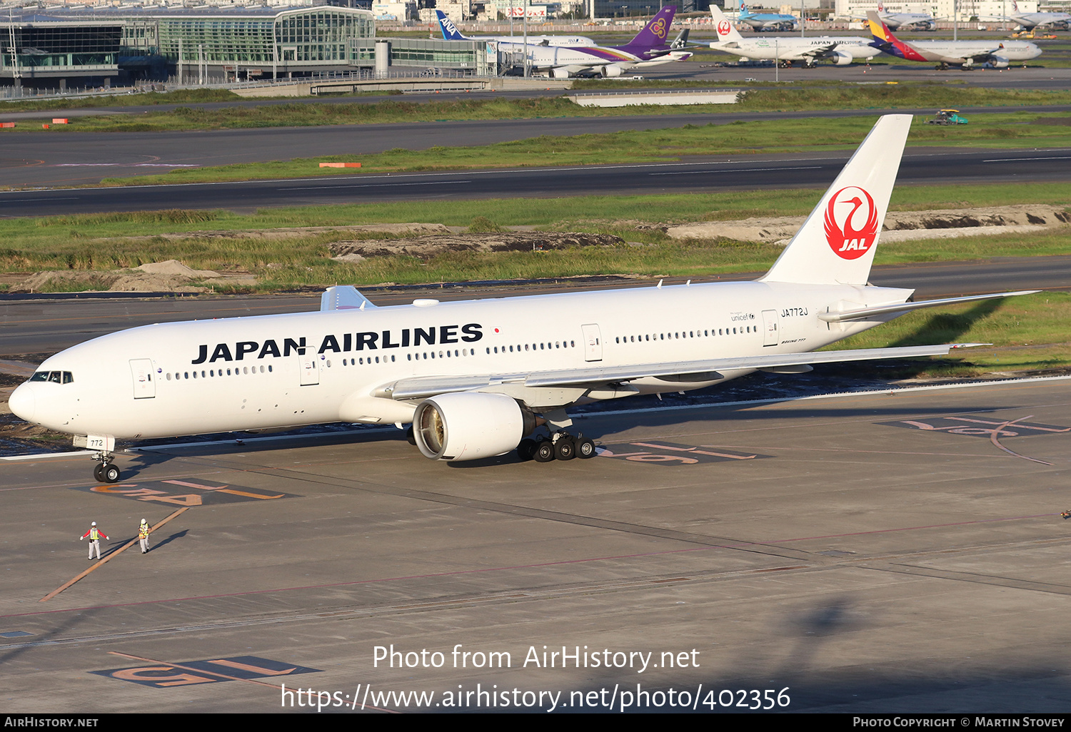 Aircraft Photo of JA772J | Boeing 777-246 | Japan Airlines - JAL | AirHistory.net #402356