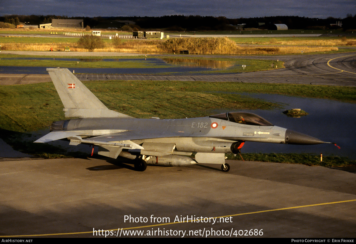 Aircraft Photo of E-182 | General Dynamics F-16A Fighting Falcon | Denmark - Air Force | AirHistory.net #402686