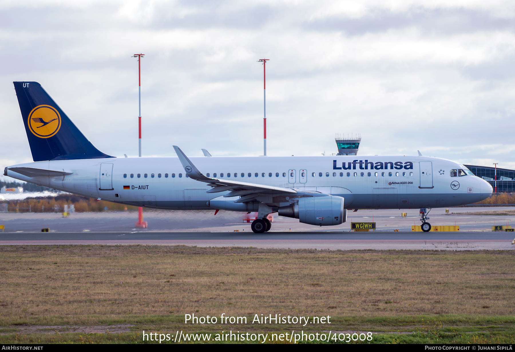 Aircraft Photo of D-AIUT | Airbus A320-214 | Lufthansa | AirHistory.net #403008