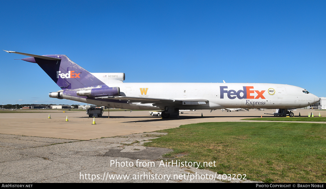 Aircraft Photo of N258FE | Boeing 727-233/Adv | FedEx Express - Federal Express | AirHistory.net #403202