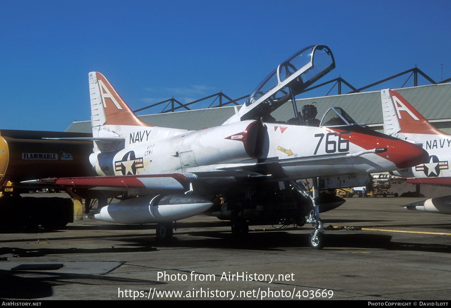 Aircraft Photo of 153492 | Douglas TA-4J Skyhawk | USA - Navy | AirHistory.net #403669