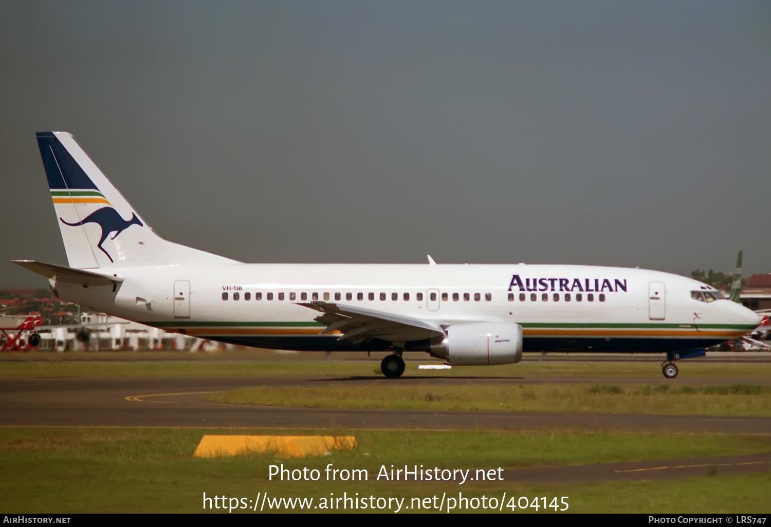 Aircraft Photo of VH-TJB | Boeing 737-376 | Australian Airlines | AirHistory.net #404145