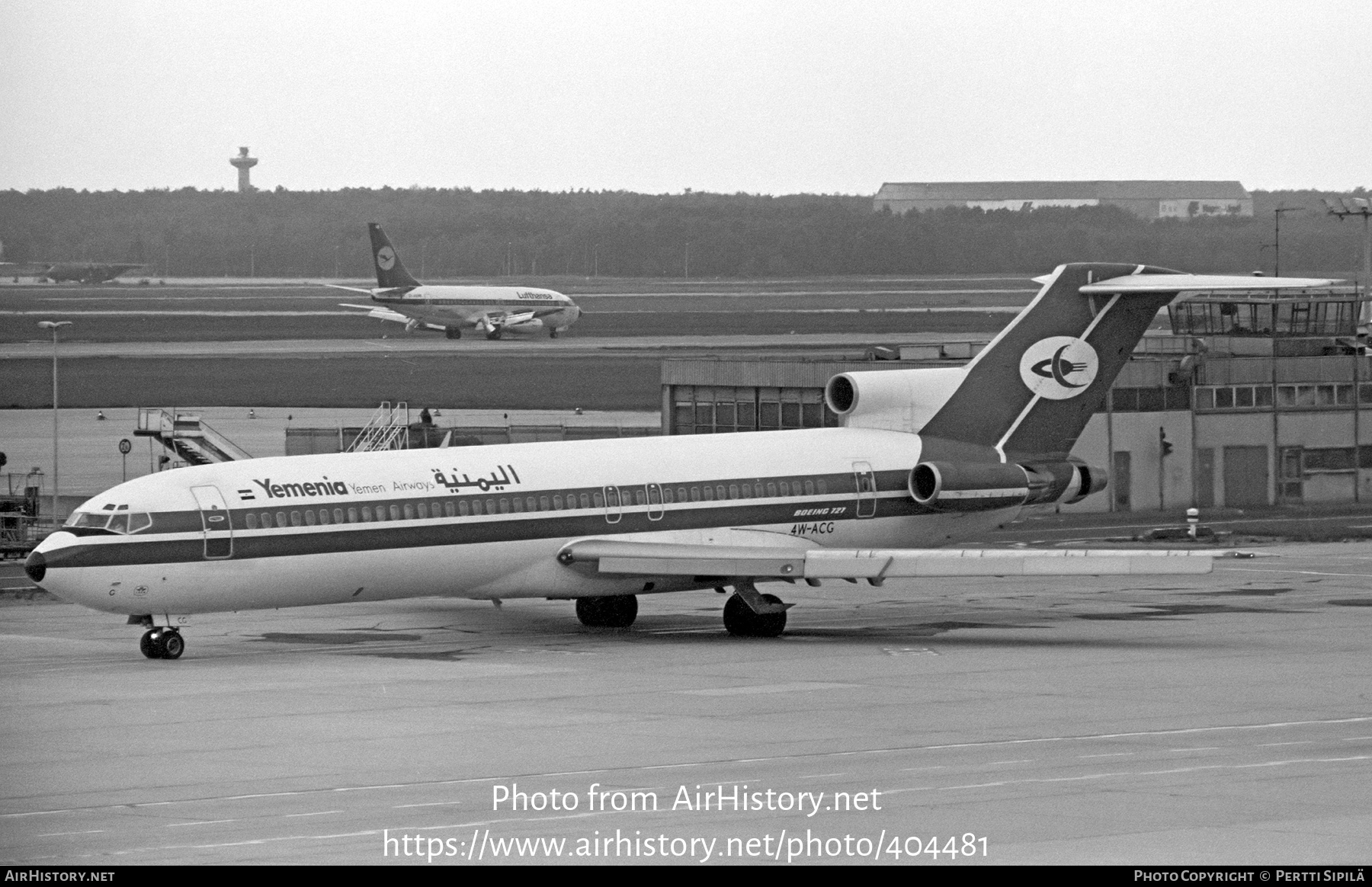 Aircraft Photo of 4W-ACG | Boeing 727-2N8/Adv | Yemenia - Yemen Airways | AirHistory.net #404481