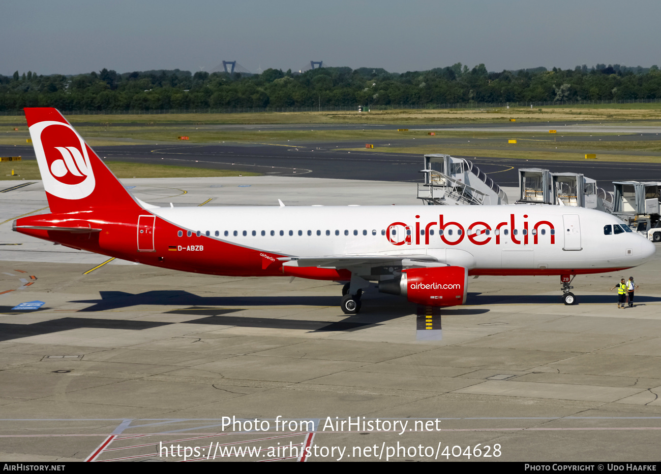 Aircraft Photo of D-ABZB | Airbus A320-216 | Air Berlin | AirHistory.net #404628