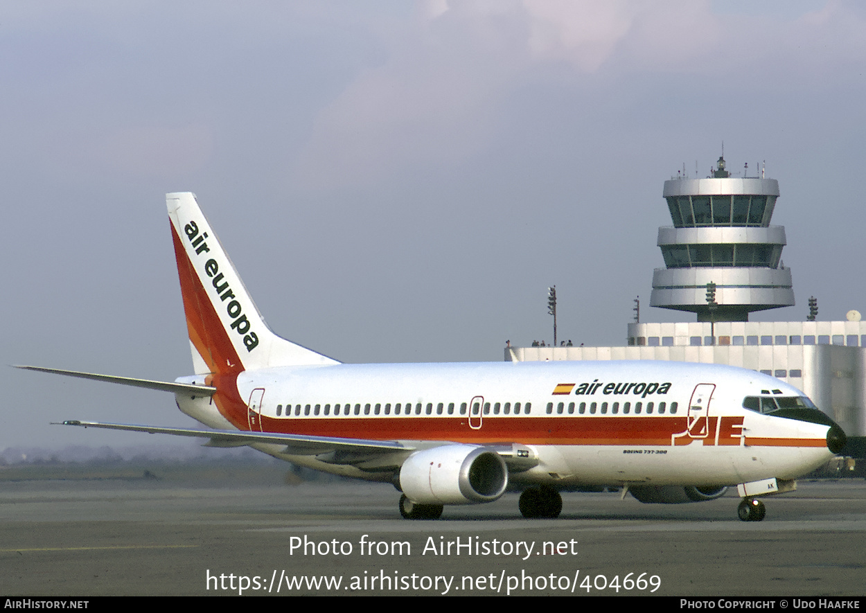 Aircraft Photo of EC-EAK | Boeing 737-3Q8 | Air Europa | AirHistory.net #404669