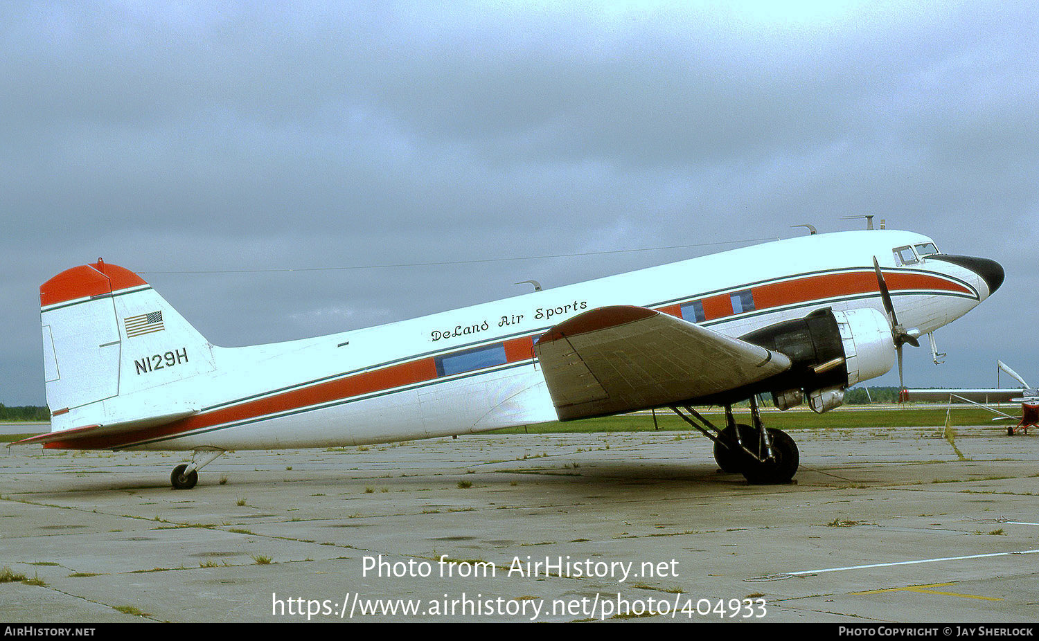 Aircraft Photo of N129H | Douglas DC-3A-197E | DeLand Air Sports | AirHistory.net #404933