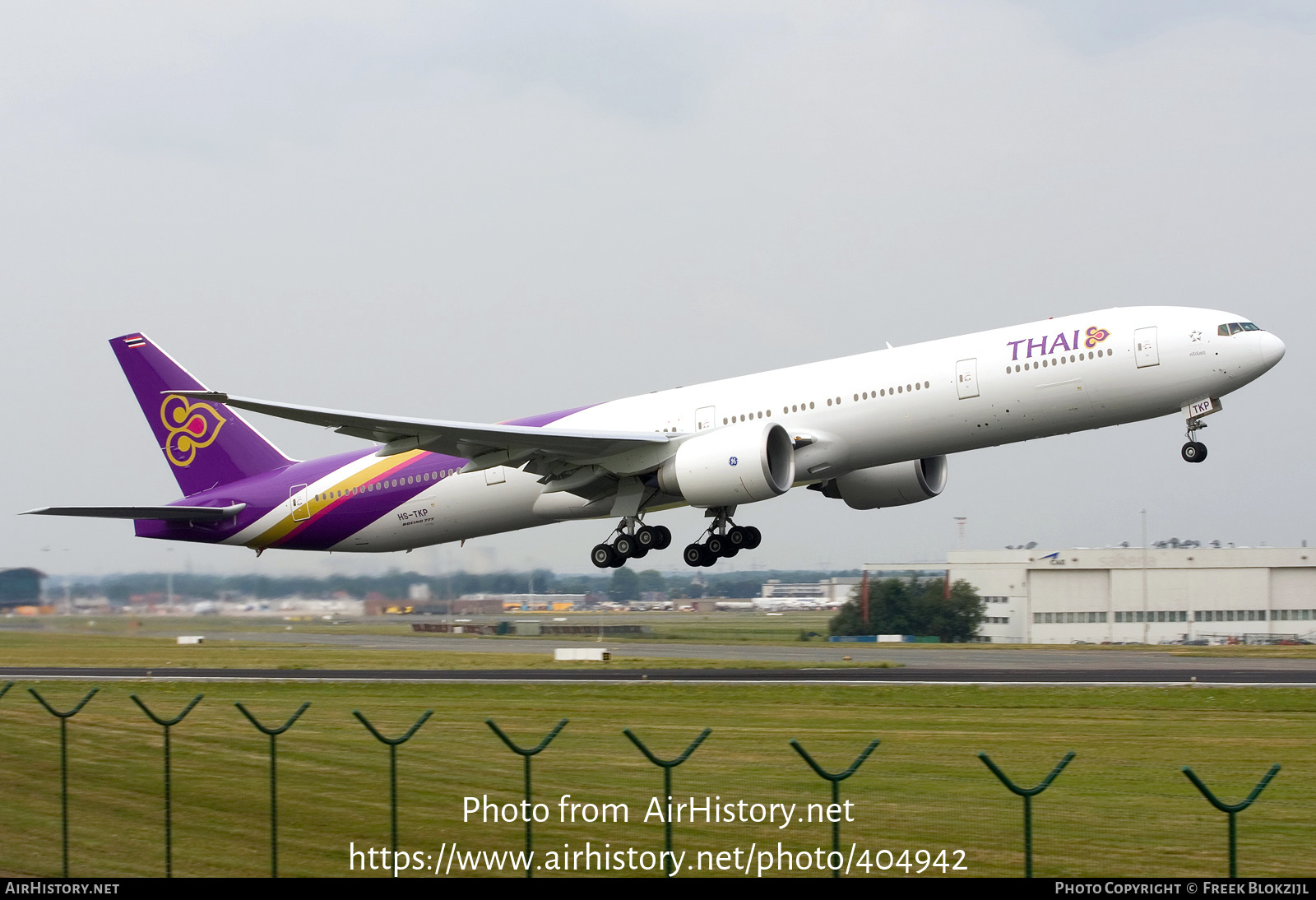 Aircraft Photo of HS-TKP | Boeing 777-3AL/ER | Thai Airways International | AirHistory.net #404942